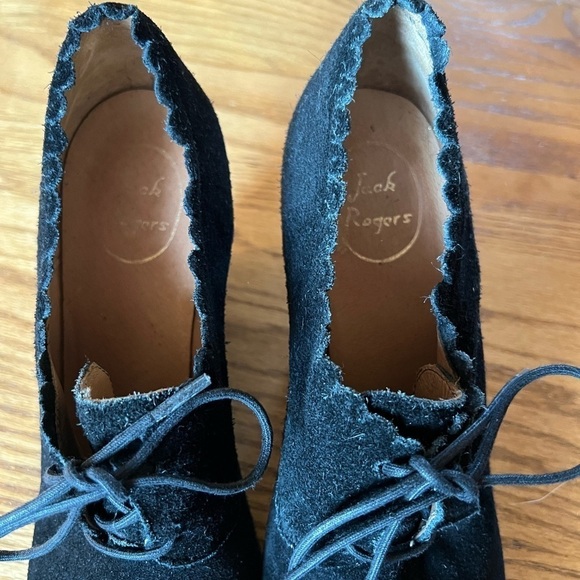 Jack Rogers Olivia Suede Scalloped Wedge Booties 11 - Picture 10 of 10